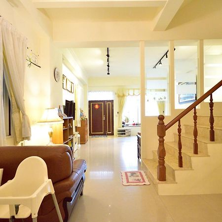 Moon Villa B&B T'ai-tung Buitenkant foto