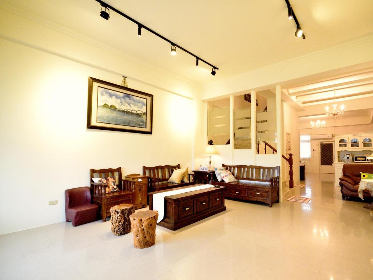 Moon Villa B&B T'ai-tung Buitenkant foto