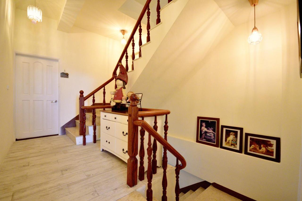Moon Villa B&B T'ai-tung Buitenkant foto